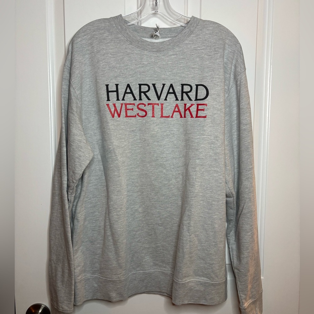 EUC ITC Harvard Westlake Grey Men’s Crewneck Sweatshirt Size Large
